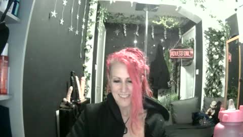 SaucySky online show from 23, 4, 2026