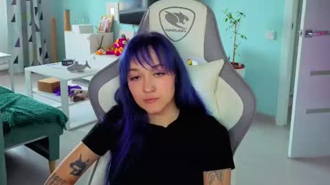 Snapshot of savage_lust_ chatting on 7, 7, 2026 Ariel online show from 7, 7, 2026