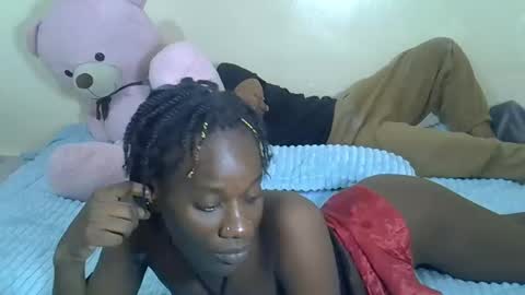 Snapshot of savagetongu3e chatting on 7, 10, 2025 savagetonguee online show from 7, 10, 2025