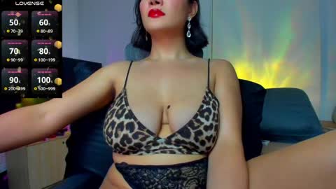 savanna13 online show from 8, 6, 2026