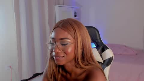 Savannahwildee online show from 3, 12, 2024