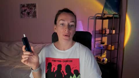 save the qween online show from 9, 9, 2025