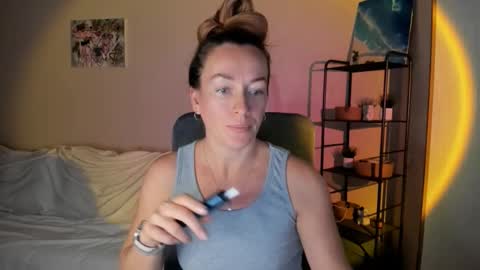 save the qween online show from 6, 10, 2025