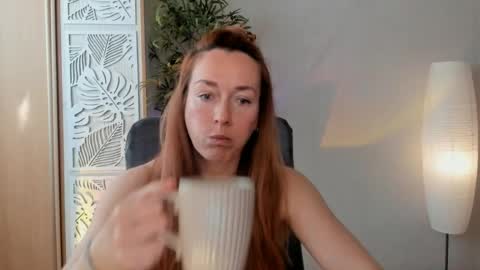 save the qween online show from 15, 4, 2026