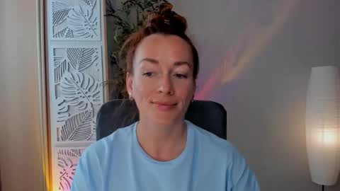 Snapshot of save_the_qween chatting on 30, 5, 2026 save the qween online show from 30, 5, 2026