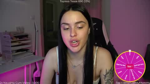 Naomi online show from 25, 3, 2026