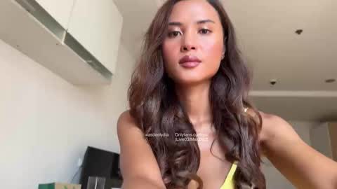 Snapshot of sawasdeelydia chatting on 3, 3, 2026 Lydia online show from 3, 3, 2026