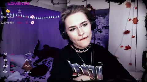 Snapshot of say_mary chatting on 15, 2, 2025 pronoun she. name Mary. age 21. online show from 15, 2, 2025