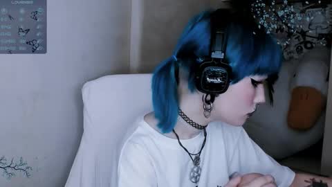 Snapshot of say_mary chatting on 3, 11, 2025 pronoun she. name Mary. age 21. online show from 3, 11, 2025