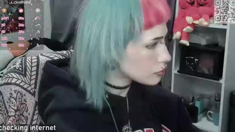 Snapshot of say_mary chatting on 18, 2, 2026 pronoun she. name Mary. age 21. online show from 18, 2, 2026