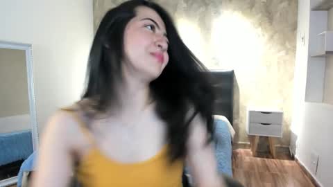 Saya Amaretto  online show from 2, 10, 2025