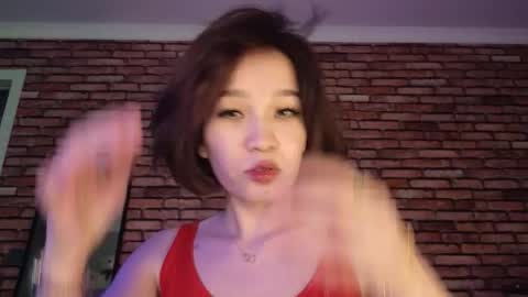 Snapshot of saya_lin chatting on 3, 11, 2025 Saya online show from 3, 11, 2025