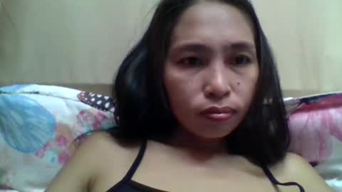 Snapshot of sazzy_lady chatting on 3, 10, 2025 sazzy_lady online show from 3, 10, 2025
