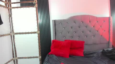 Snapshot of scarbadgirl_ chatting on 3, 6, 2026 scarbadgirl_ online show from 3, 6, 2026