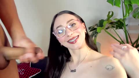 Scarett Jackson online show from 6, 1, 2025