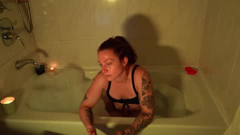 Snapshot of scarlajade chatting on 20, 11, 2025 scarlajade online show from 20, 11, 2025