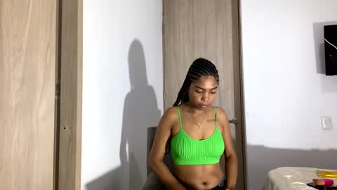 scarle222421 online show from 6, 1, 2025