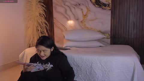 scarlet__rose_ online show from 19, 7, 2026