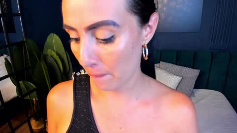 Snapshot of scarlet_edwars chatting on 13, 2, 2025 Scarlet Edwars online show from 13, 2, 2025