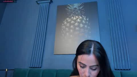 Snapshot of scarlet_edwars chatting on 5, 12, 2025 Scarlet Edwars online show from 5, 12, 2025