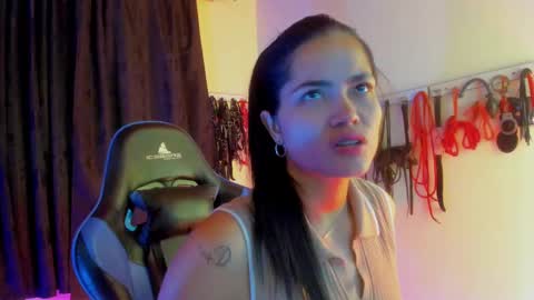 scarlet taylor kennedy online show from 7, 10, 2025