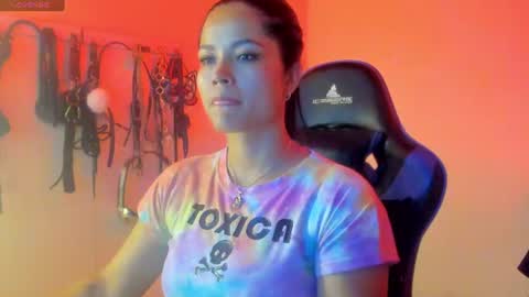 scarlet taylor kennedy online show from 16, 7, 2026