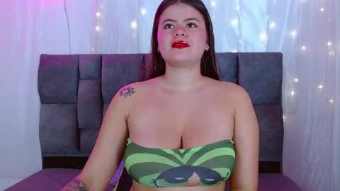 Snapshot of scarlet_sexy12 chatting on 3, 6, 2026 scarlet_sexy12 online show from 3, 6, 2026