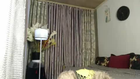 scarlet online show from 4, 1, 2025