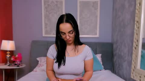 Snapshot of scarlet_vex chatting on 3, 3, 2026 Scarlet online show from 3, 3, 2026