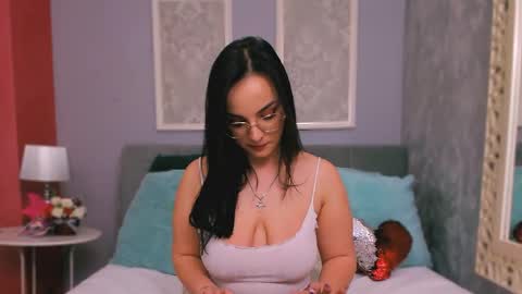 Snapshot of scarlet_vex chatting on 10, 3, 2026 Scarlet online show from 10, 3, 2026