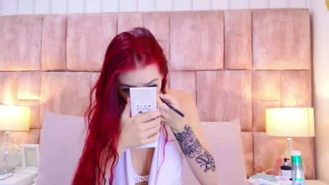 Scarlet Fooxs online show from 23, 4, 2026