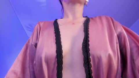 Scarlet  online show from 6, 11, 2025