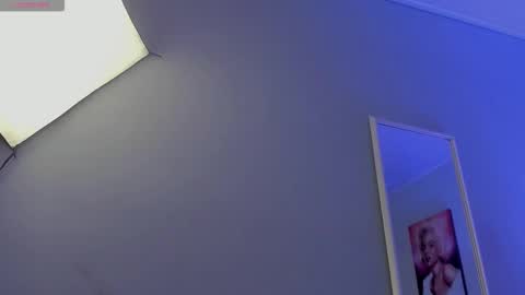 Scarlet  online show from 6, 3, 2026