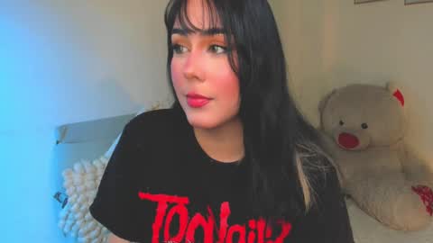 Snapshot of scarleth_jhons_ chatting on 5, 2, 2025 Scarleth... but not Scarleth Johansson. online show from 5, 2, 2025