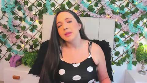 scarlet  online show from 6, 2, 2026