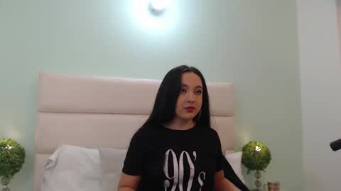 scarlet  online show from 19, 2, 2026