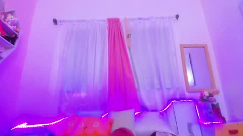 Scarletliz online show from 2, 12, 2024