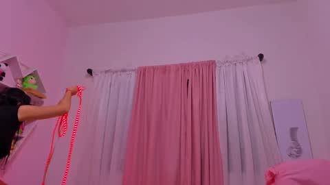 Scarletliz online show from 27, 2, 2025