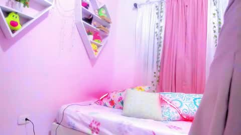 Scarletliz online show from 6, 3, 2025