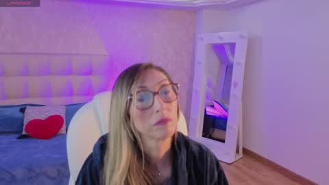 Scarlett online show from 8, 6, 2026