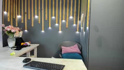 Snapshot of scarlett__2 chatting on 15, 6, 2026 Scarlett online show from 15, 6, 2026