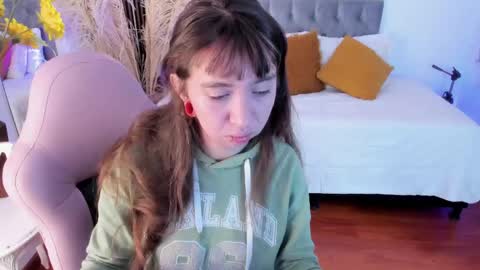 Snapshot of scarlett__cooper__ chatting on 2, 6, 2026 Scarlett online show from 2, 6, 2026