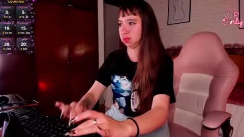 Snapshot of scarlett__cooper__ chatting on 25, 7, 2026 Scarlett online show from 25, 7, 2026