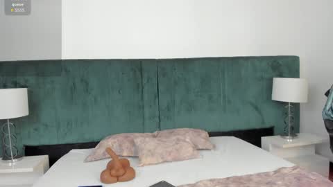 scarlett__noir online show from 5, 4, 2026