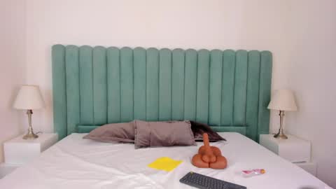 scarlett__noir online show from 11, 4, 2026