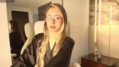 Snapshot of scarlett_bellmont chatting on 20, 3, 2026 Scarlett online show from 20, 3, 2026