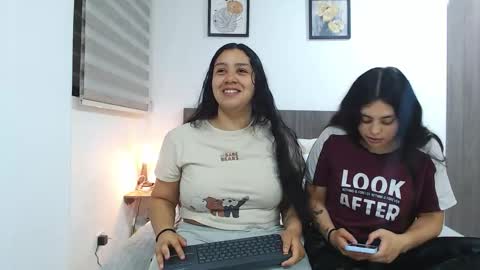 Snapshot of scarlett_brown69 chatting on 6, 3, 2026 Scarlett Brown online show from 6, 3, 2026