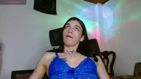 scarlet online show from 6, 7, 2026
