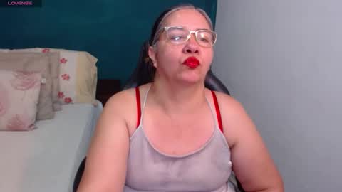 Scarlett  online show from 25, 4, 2026