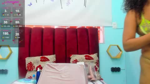 scarlett_fox20 online show from 22, 4, 2026